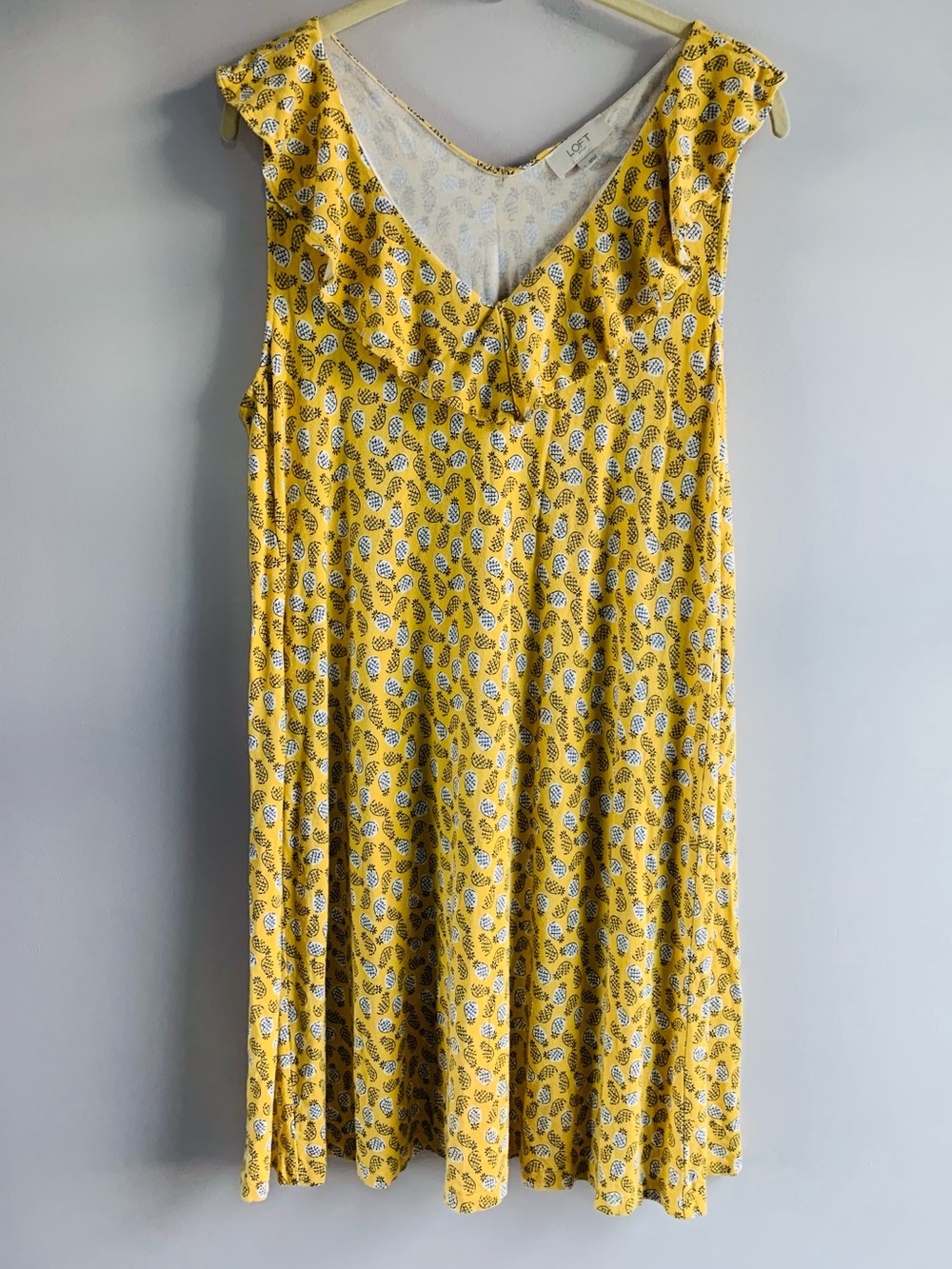 LOFT Mini Dress Sleeveless Ruffles Yellow Pineapple Summer Vacation EUC Large